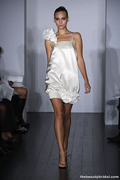 AMSALE WEDDING GOWN SHORT DRESS SIZE 6 IVORY SILK HAND TRIMMED USA CUFF BOTTOM
