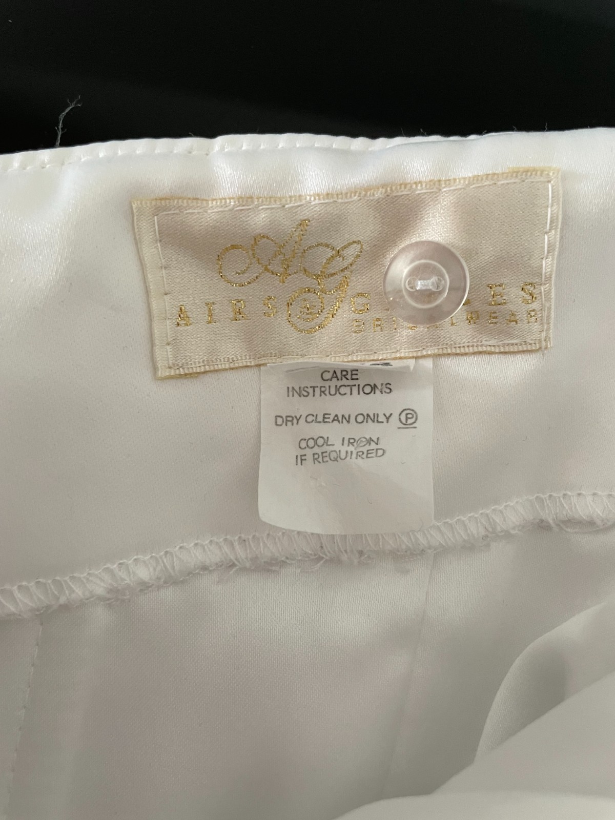 AIRS & GRACES WHITE STRAPLESS BEADED WEDDING GOWN SIZE 14