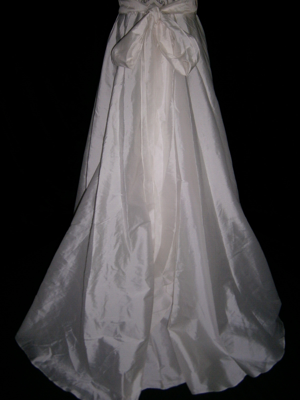 Nouvelle Amsale Wedding Dress 10 Pearl Wrap Satin Illusion Back Roses Modern