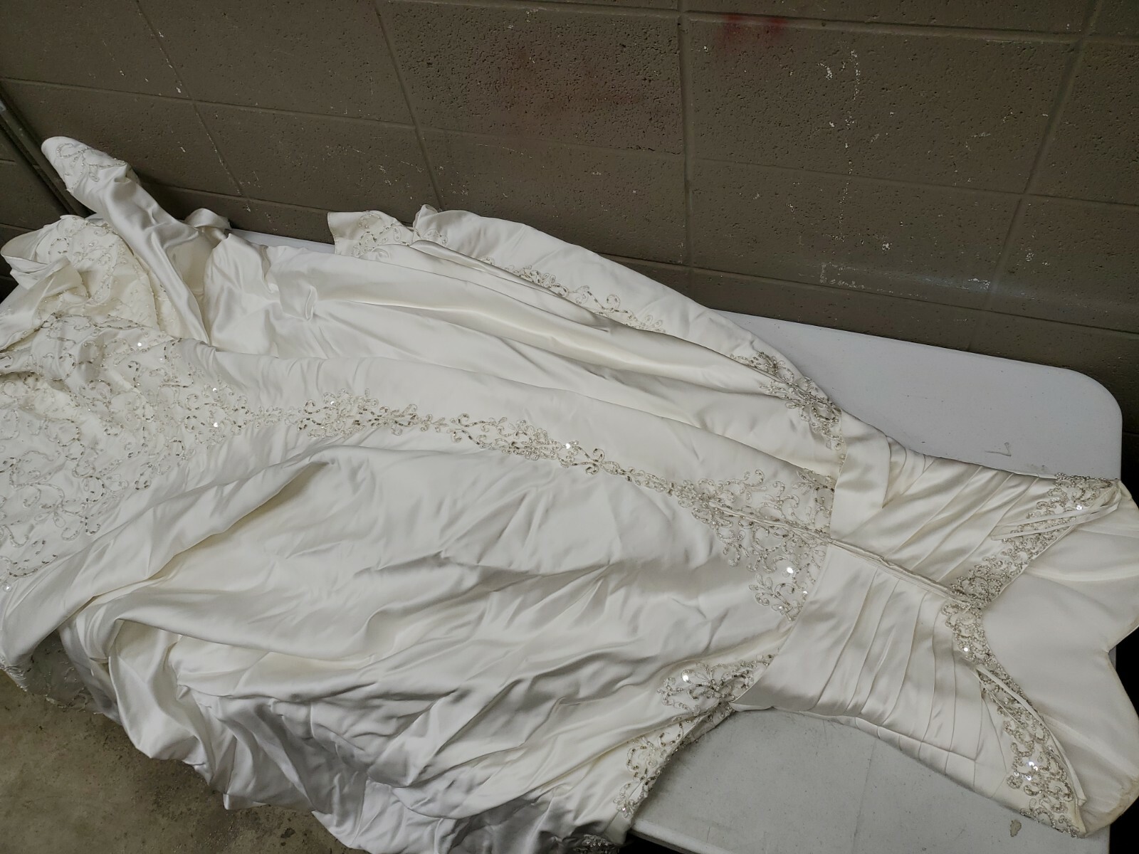 Eden Bridals White Wedding Dress Gown Beaded Strapless Size 10 (Ml)