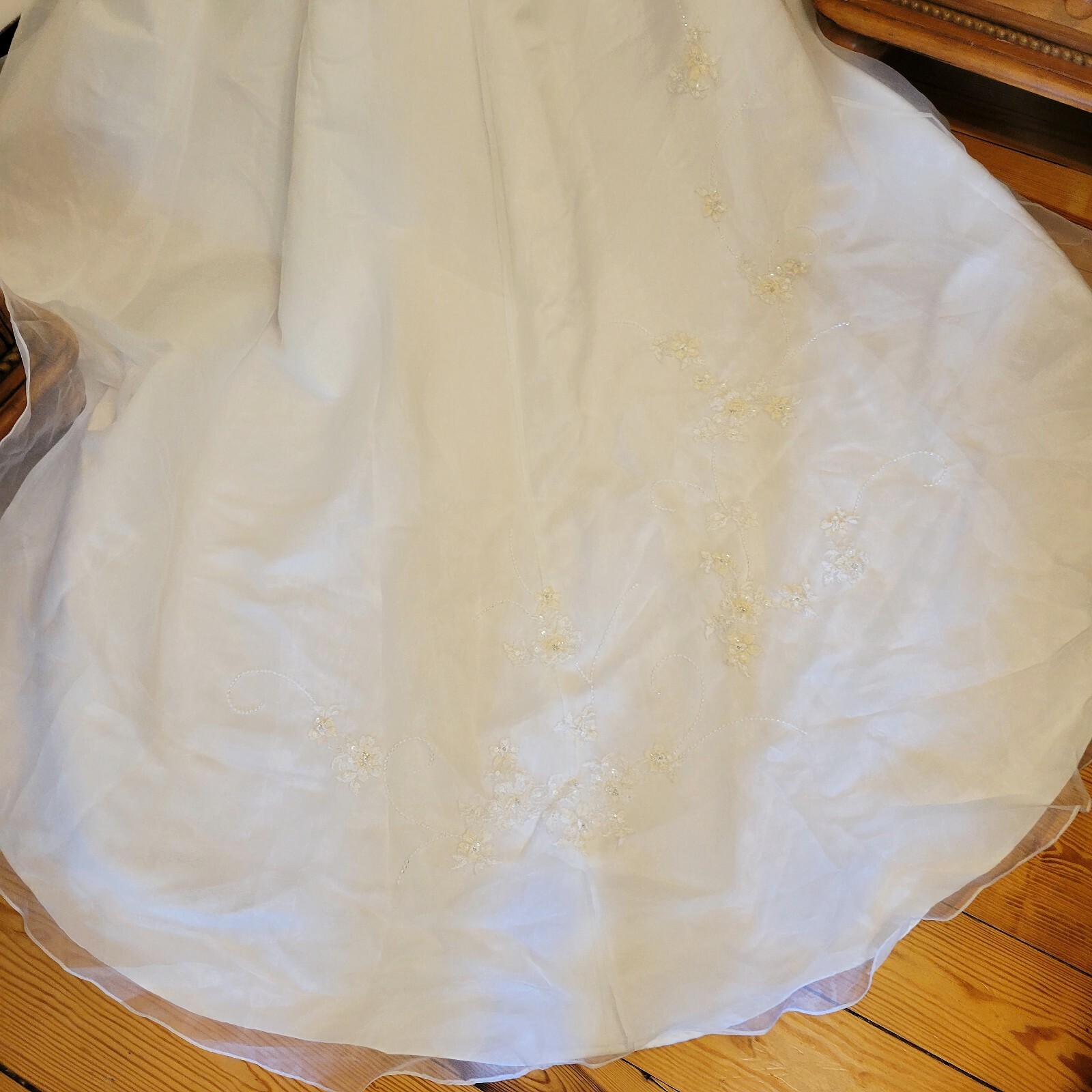 NWT Impression Ashley Jordan Bridal Gown V443 Sz 10