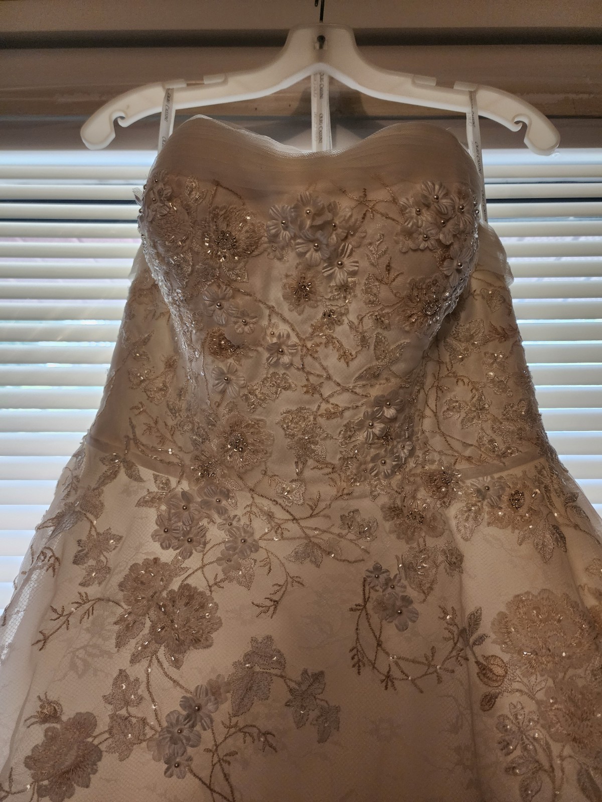 Oleg Cassini Women’s Wedding Dress Size 6P Ivory Champagne Lace Strapless A Line