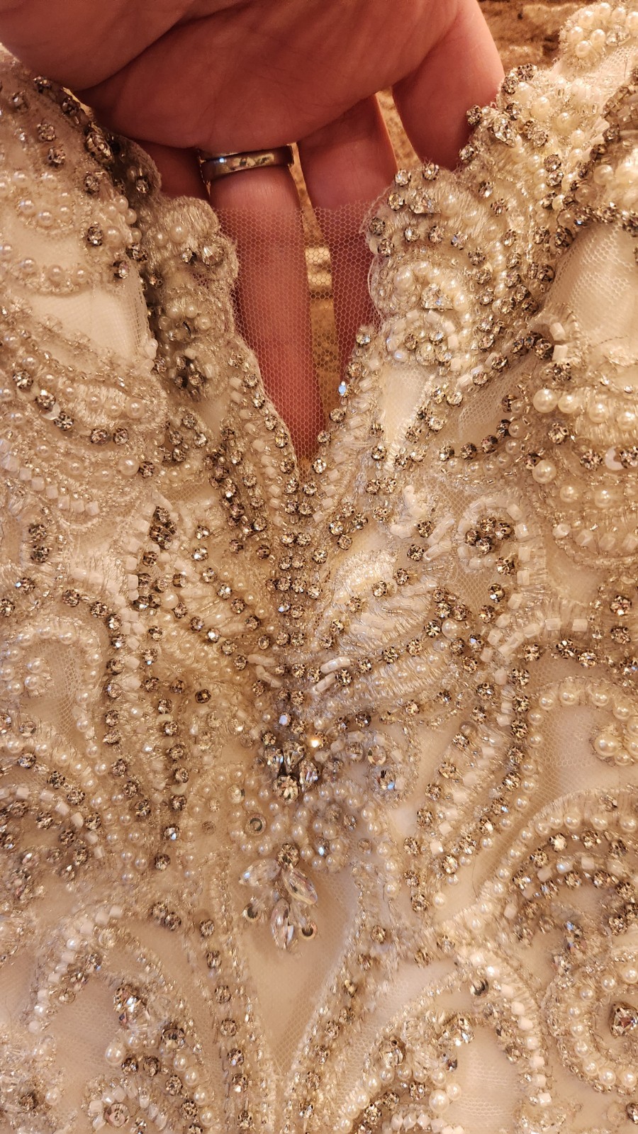 New With Tags! Allure Bridal Gown With Beading And Layered Tulle Size 6