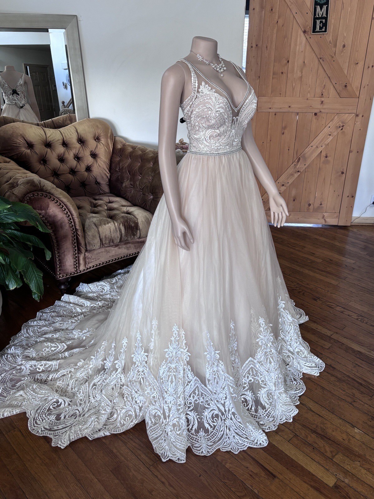 New ASHLEY &JUSTIN Bridal Gown Wedding Dress Size 8 Iv Nude 4702125