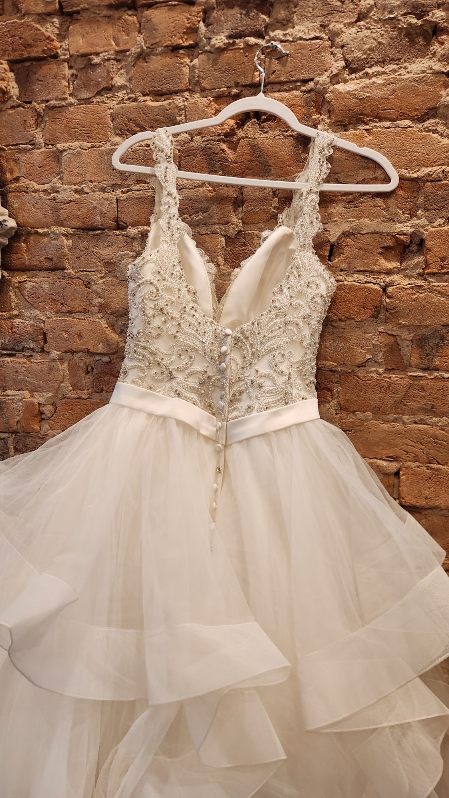 New With Tags! Allure Bridal Gown With Beading And Layered Tulle Size 6