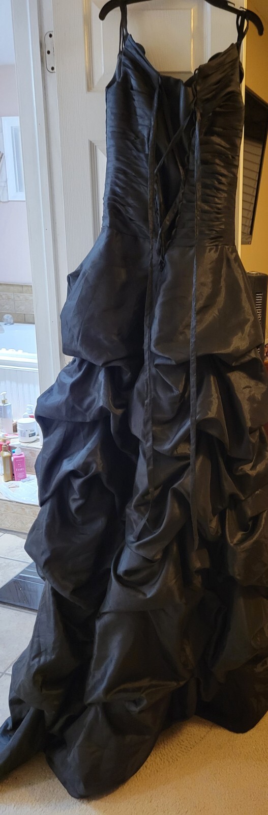 Black wedding dress size 10