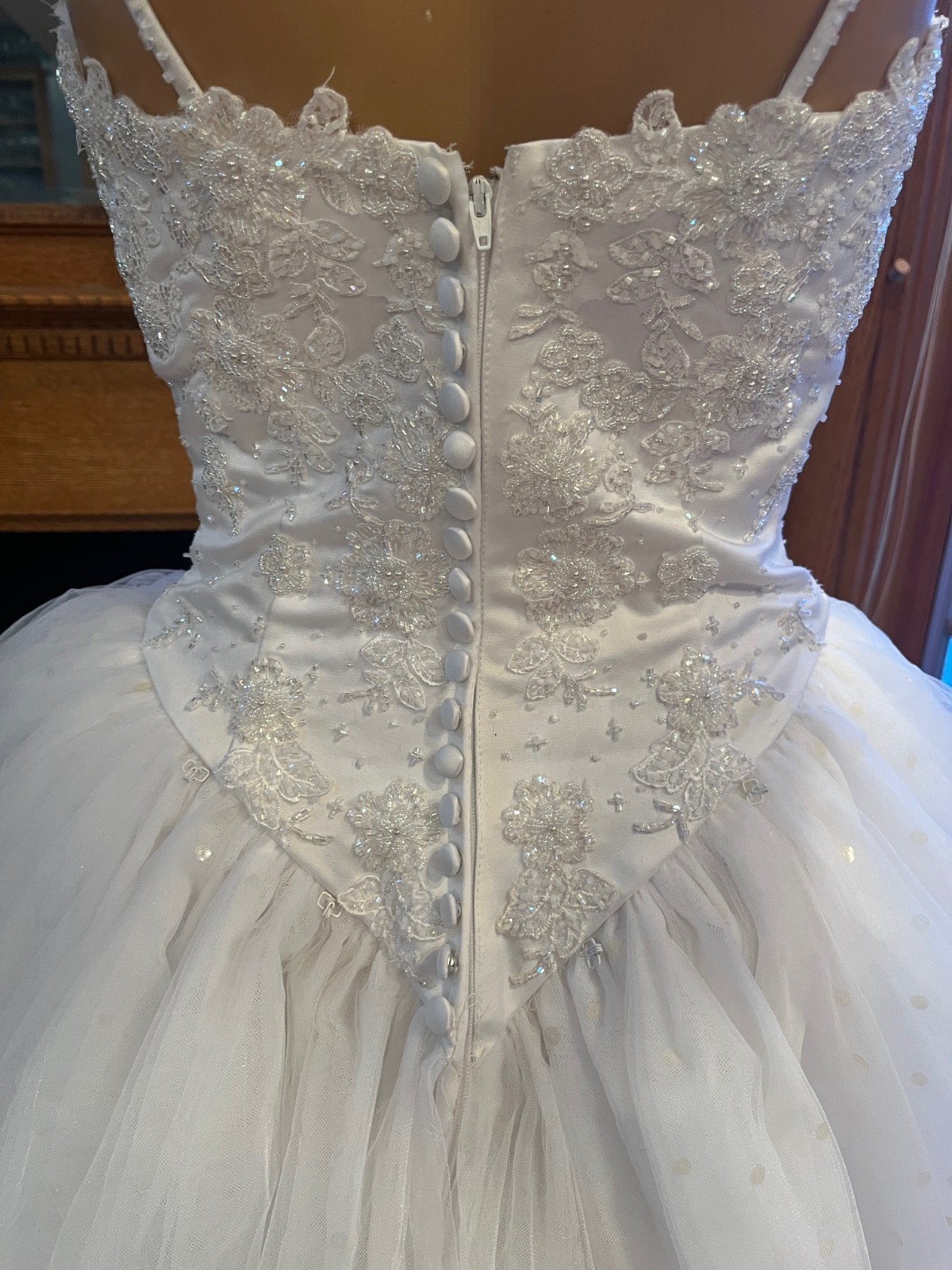 Venus 8181 White Beaded Lace Tulle Wedding Ball Gown Bridal Dress Size 6