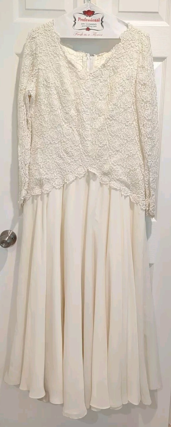 Unbranded Fancy Wedding Gown Style White Lace Dress Full Length Triple Layered 3