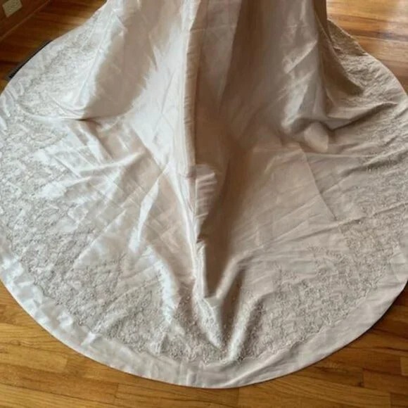 * Anjolique Gold Taffeta Beaded Lace Strapless Wedding Gown Bridal Dress Size 12