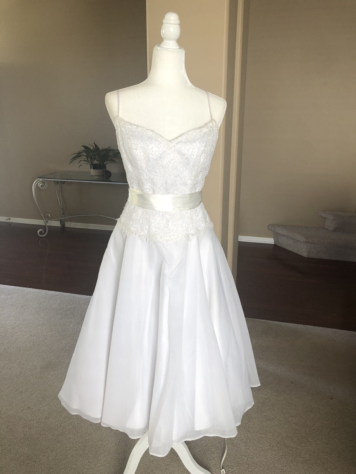 2be White Tea Length Wedding Dress Size 8