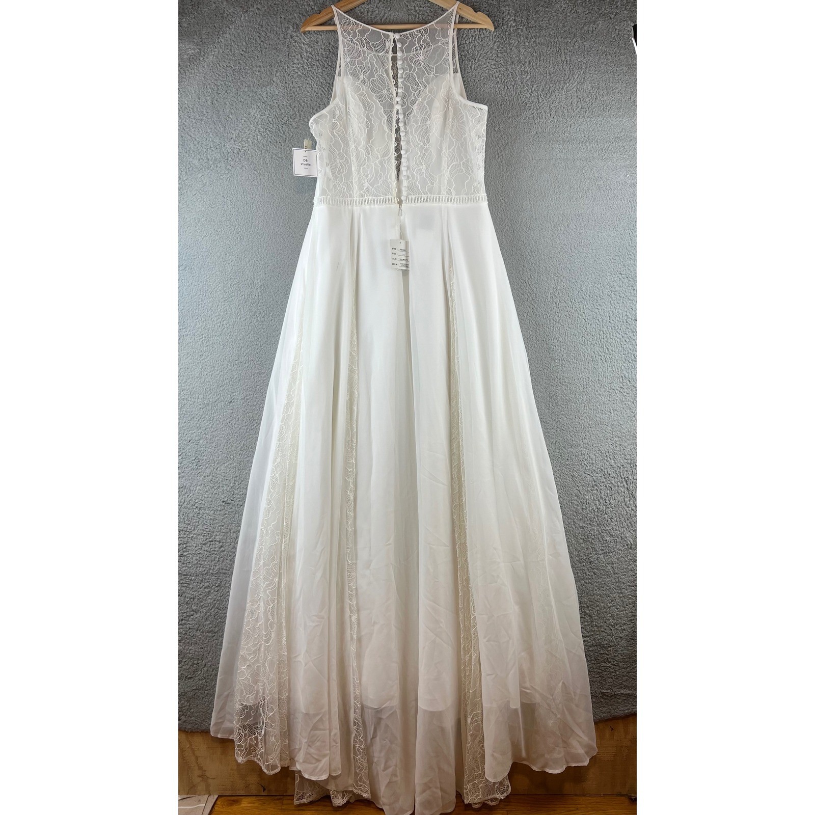 New DB Studio High Neck A-Line Wedding Dress Soft White Lace Size 14