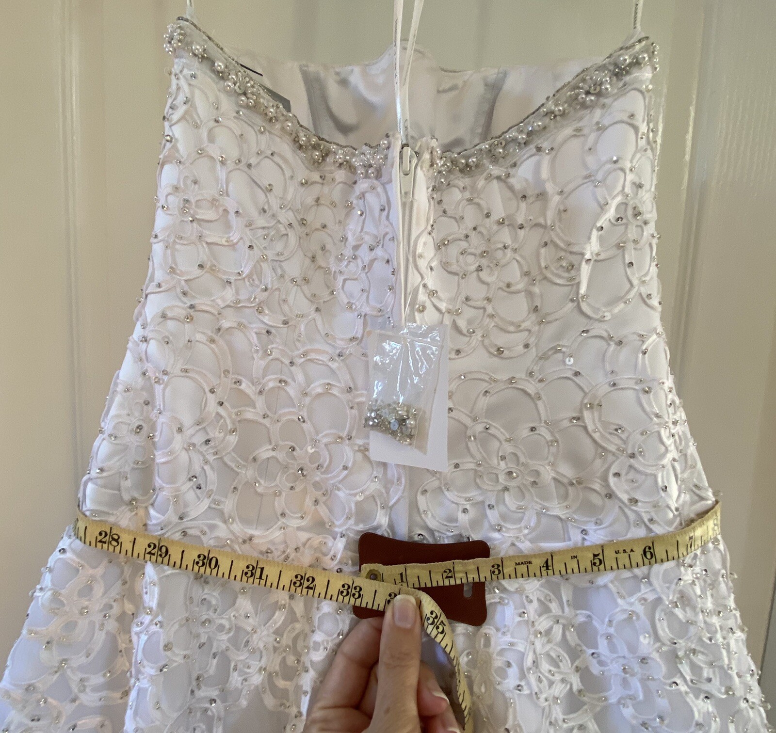 Oleg Cassini White Wedding Dress CWG344 Strapless Beaded Ruffle Satin Tulle Sz 2