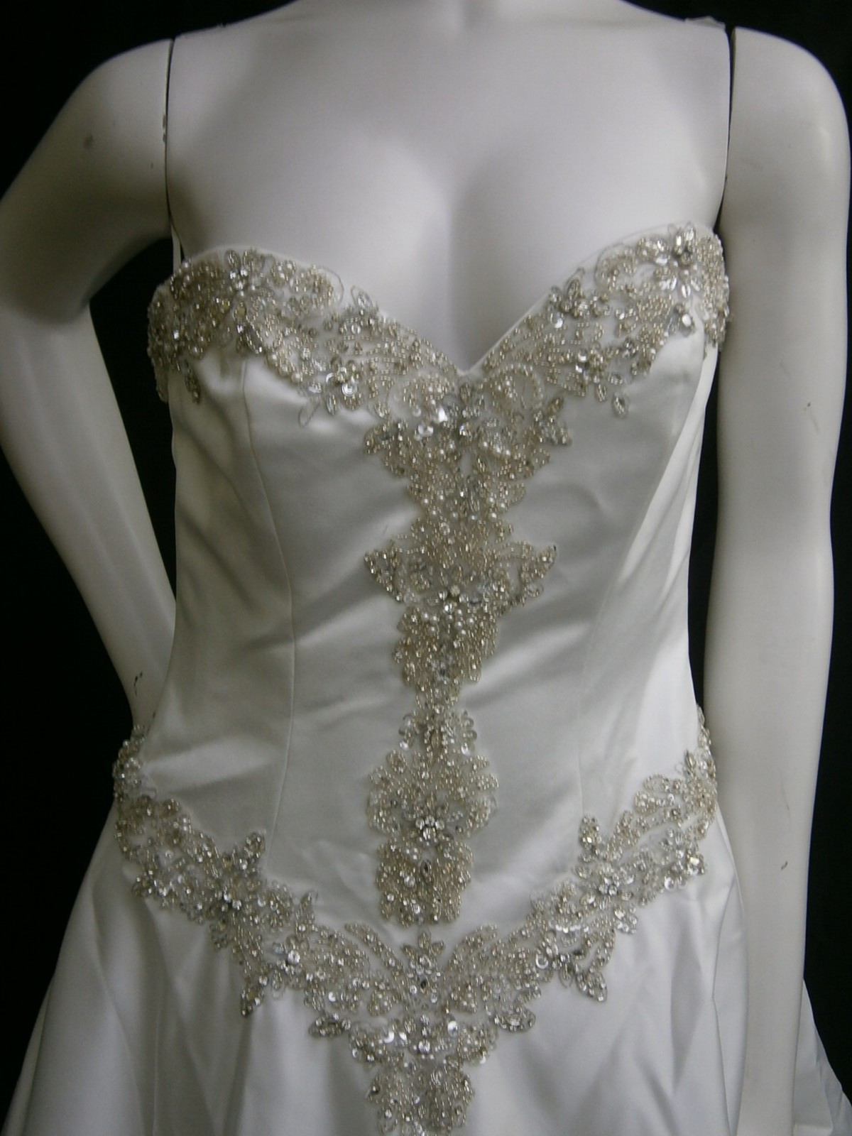 Casablanca Wedding Dress Gown 10 White A-Line Satin Pockets Bling Buttons NWT