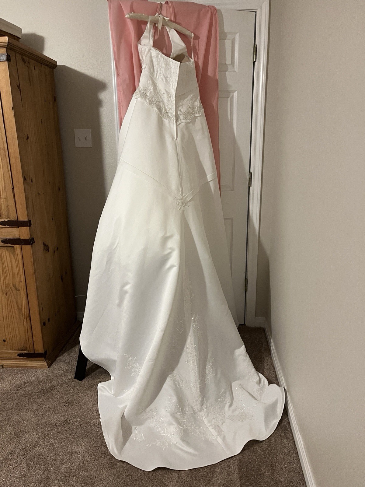 Short brides! Eden Bridals Halter V-Neck Beaded A-line Train Dress Sz 14 altered