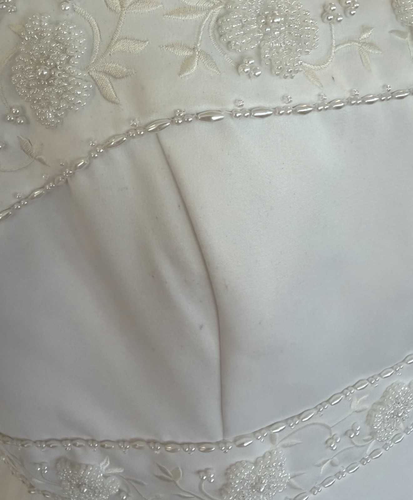 Alfred Angelo Beaded Ivory Wedding Dress Size 6 Size 8 Vintage 2000s A-Line