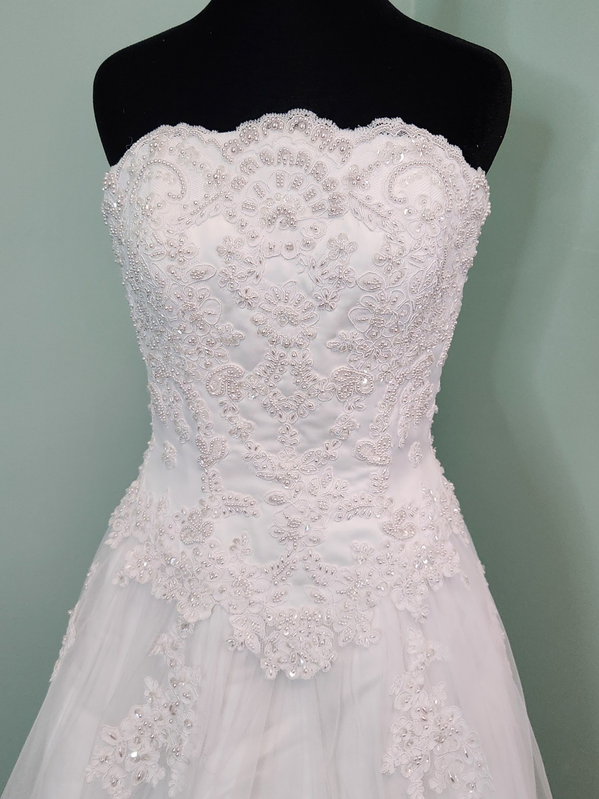 BEAUTIFUL Oleg Cassini White Wedding Dress Size 8 – SEE MEASUREMENTS BELOW!!