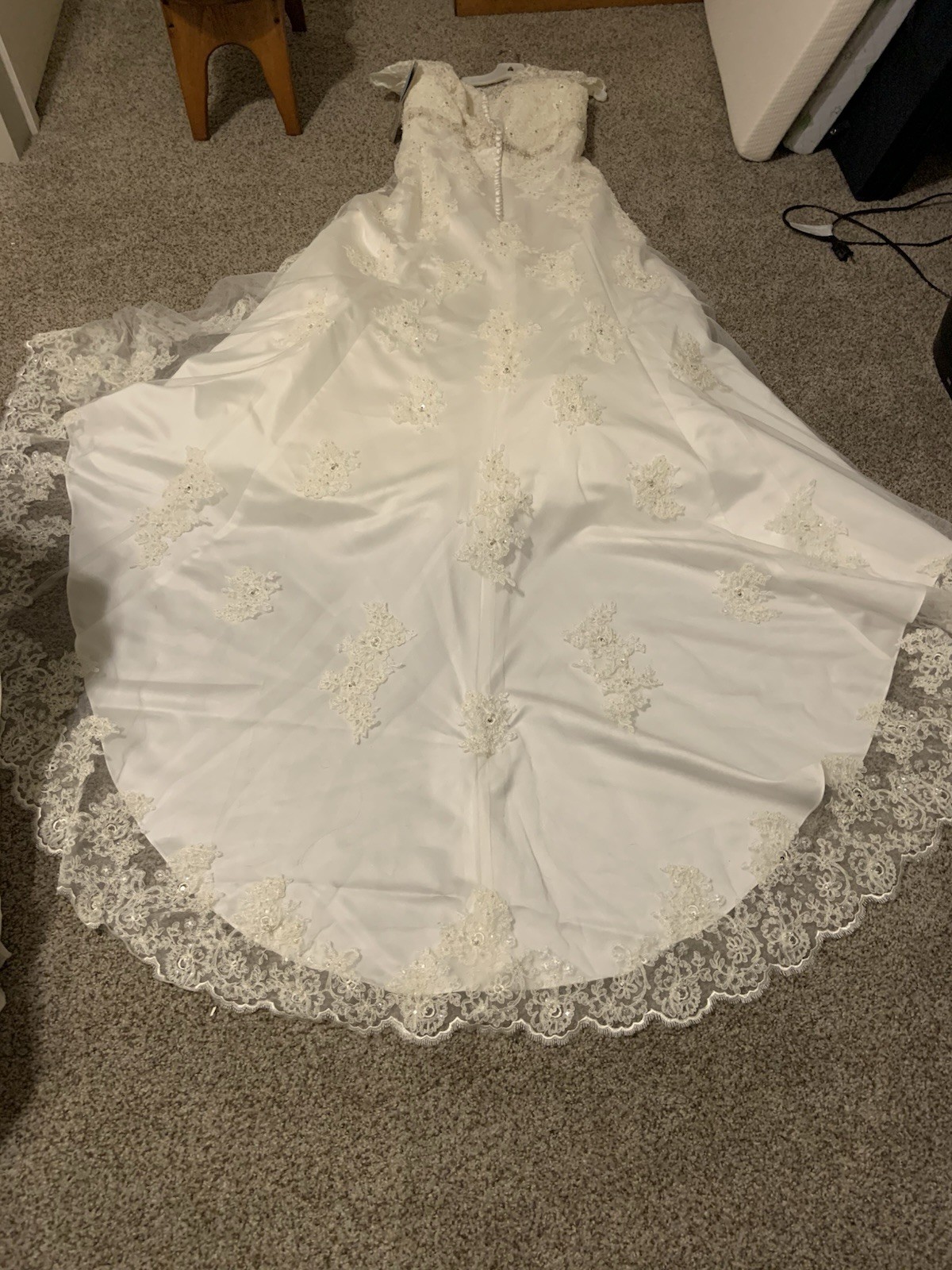 David’s Bridal Ivory Cap Sleeve Lace Over Satin A-Line Wedding Dress 16 petite