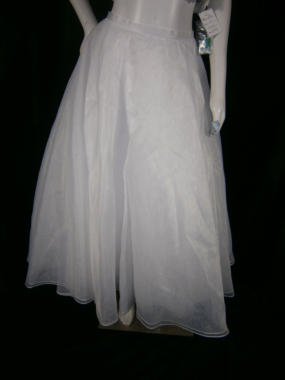 Wedding Bridal Skirt Organza Tulle 8 Layers of Fabric White 12-14 33″ W NWT $495