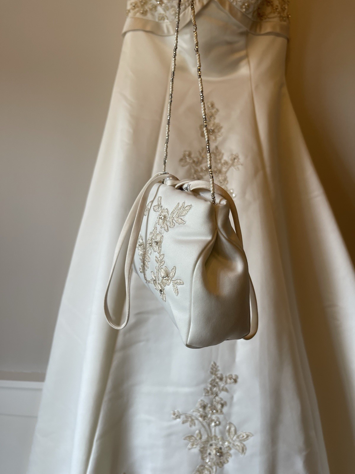 Mary’s Bridal Wedding Dress + Matching Beaded Purse (Size 8)