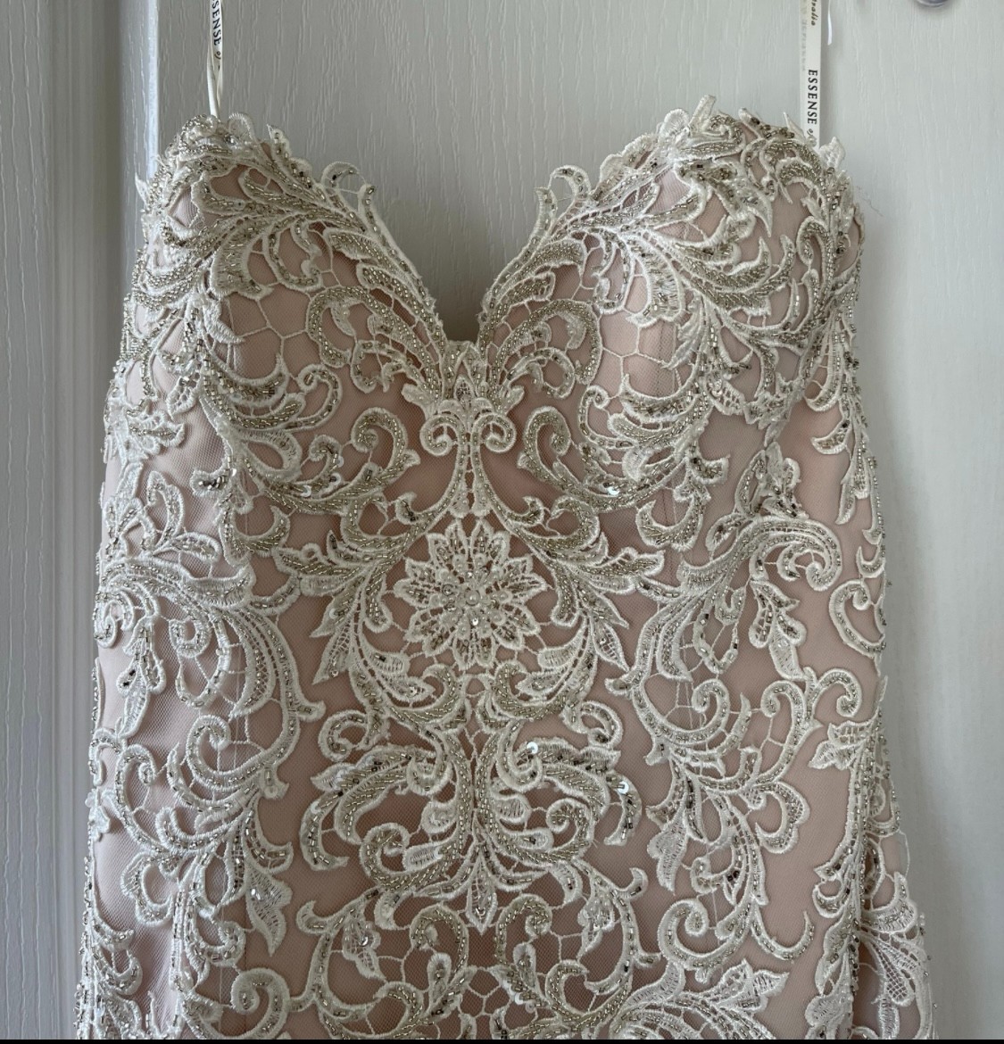 Essence of Australia Ivory Wedding Dress Gown size 8/10