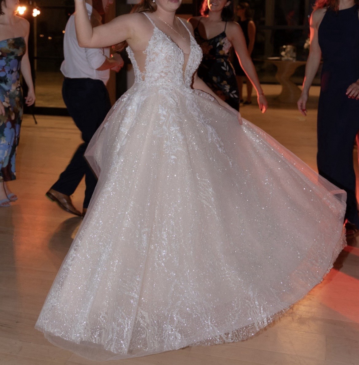 Wedding Dress, Size 12 (street 8) Style: Liretta, Liberica LR18037.00.17