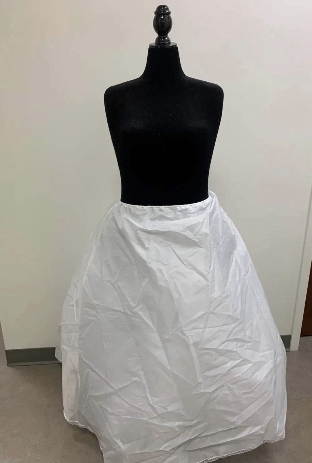 Casablanca Bridal “Addilyn” Wedding Dress – Street Size 20 Label Size US 28