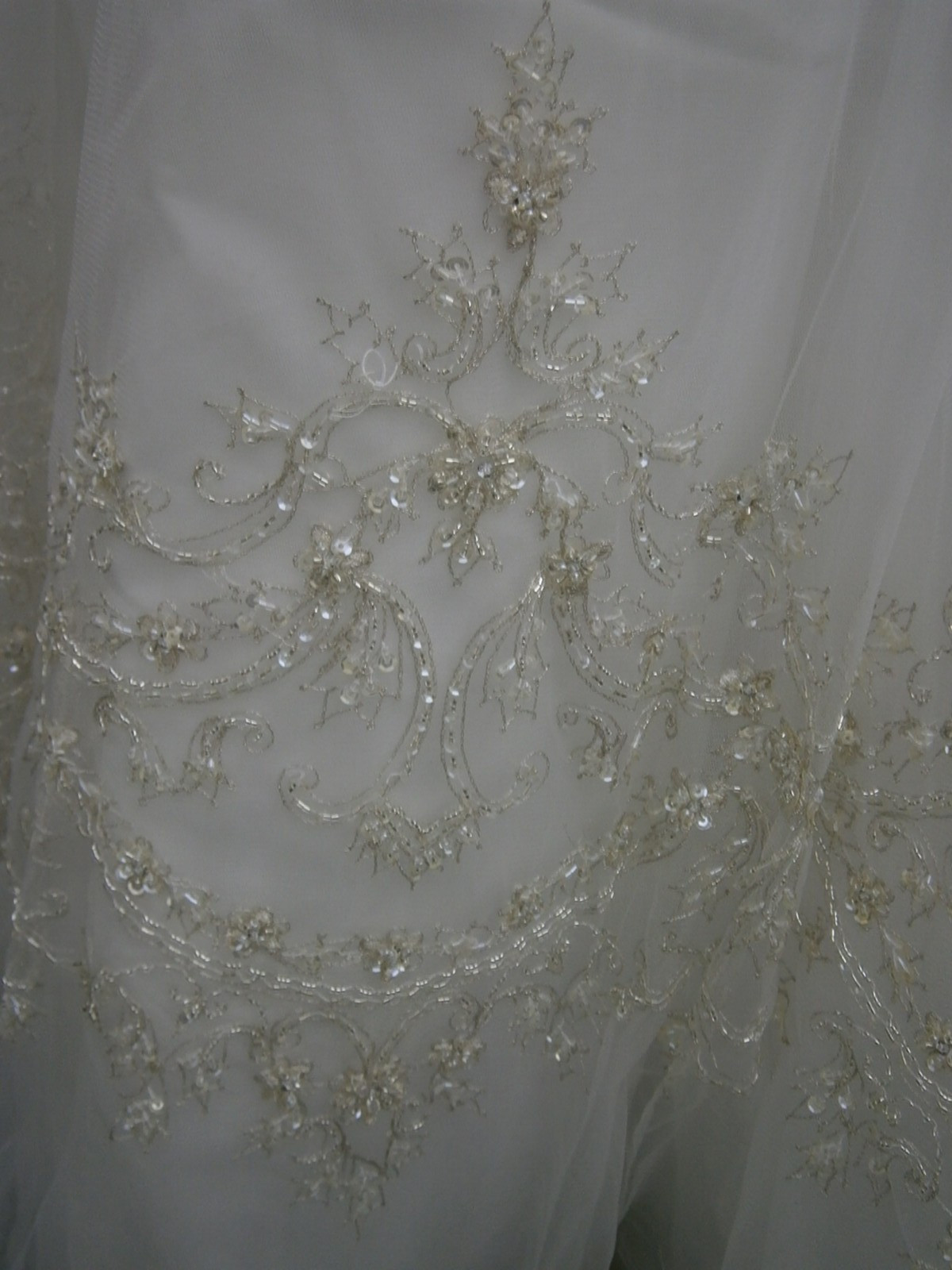 Casablanca Wedding Dress Ball Gown 16-18 White Taffeta Beaded Champagne Elegant