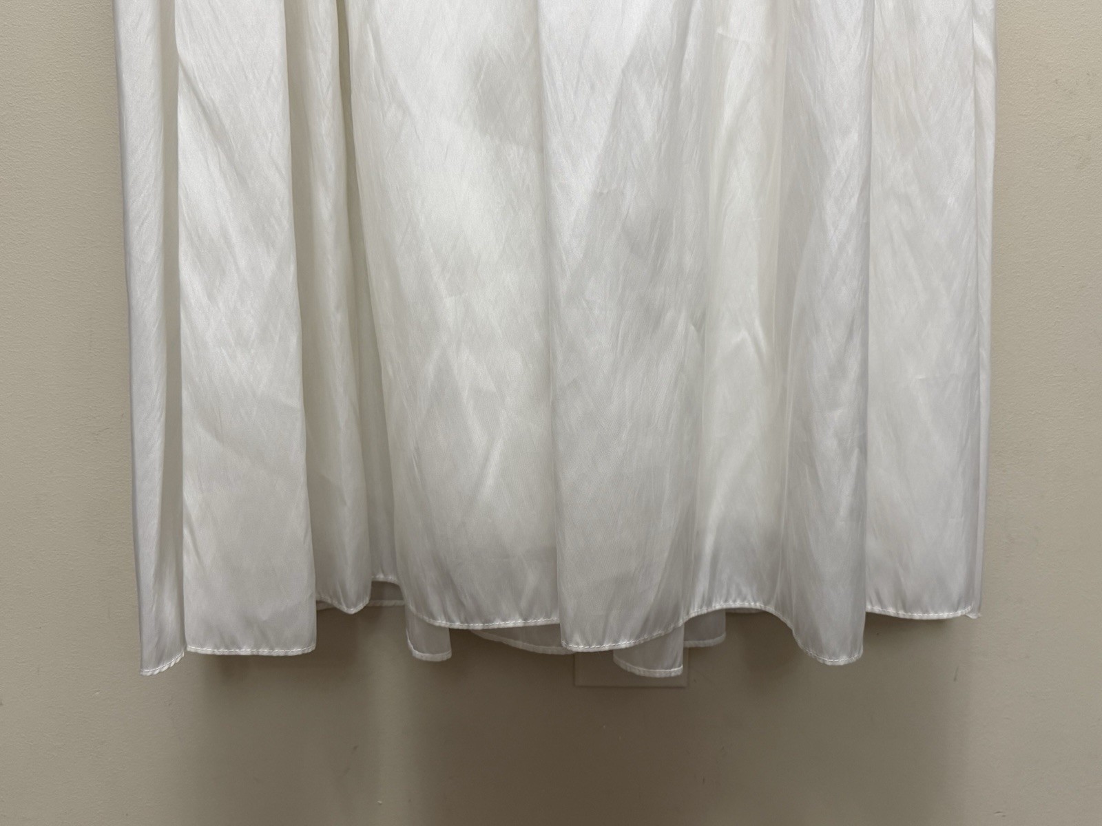 Wtoo by Watters Wedding Gown Size 10XL. Dress Is Already Dry Cleaned And Ready.
