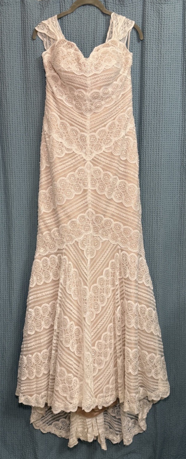 Wtoo Watters Women’s Wedding Gown Size 10 Ivory Lace Vintage Inspired