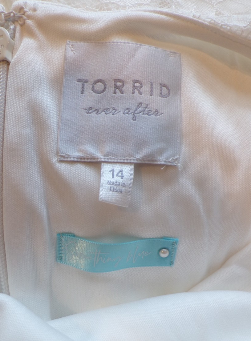 Torrid Ever After Dress Lace A Line High Neck Wedding Gown White Womens Size 14