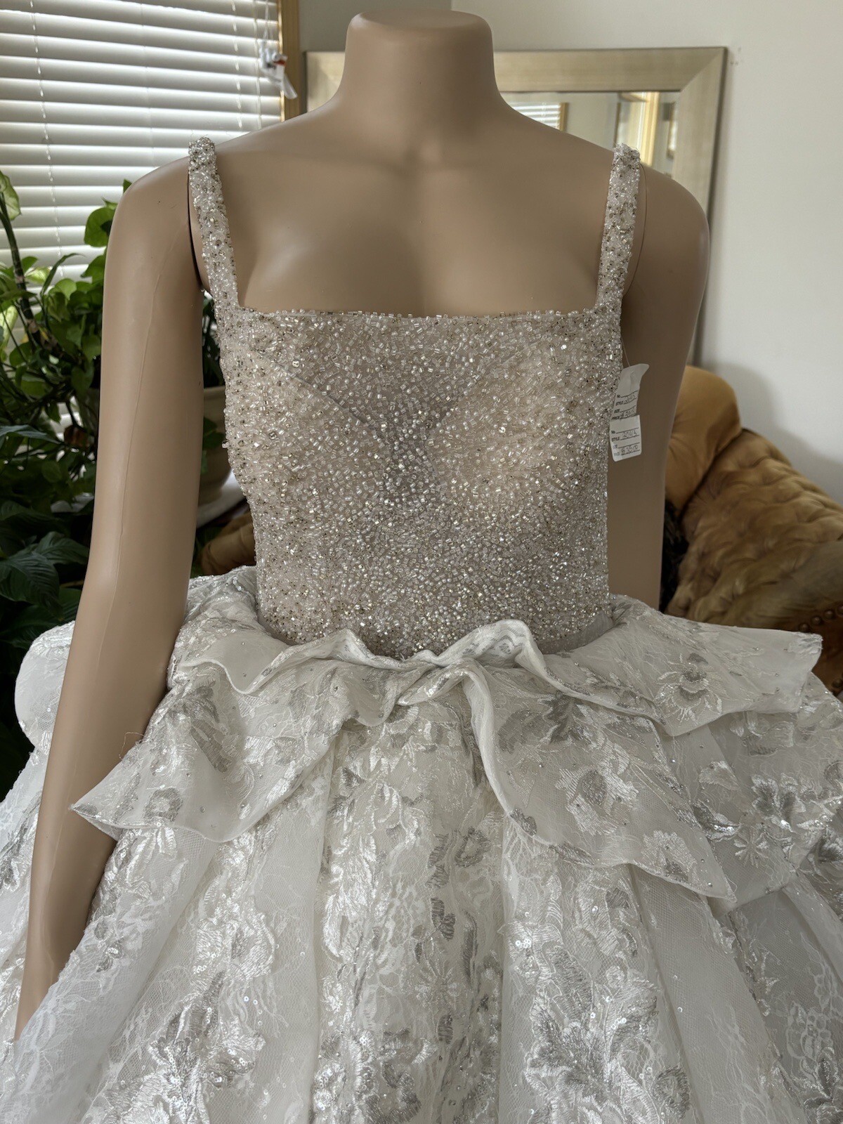 European Princess Wedding Gown. Size 8-12. Corset Tie. Beautiful Long Train