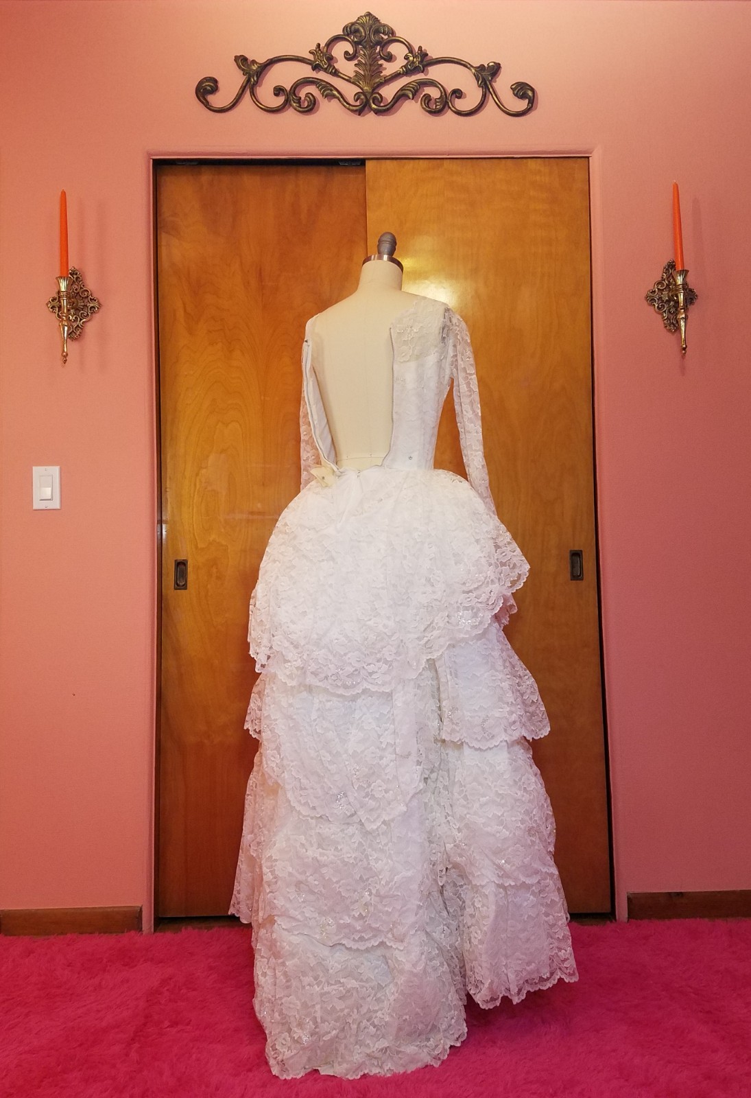 1950s/1960s Tiered Ruffle Lace Vintage Romantic White Wedding Dress XXS / XS