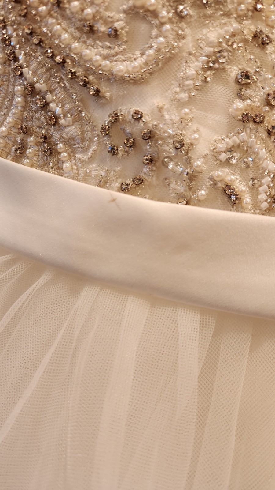 New With Tags! Allure Bridal Gown With Beading And Layered Tulle Size 6