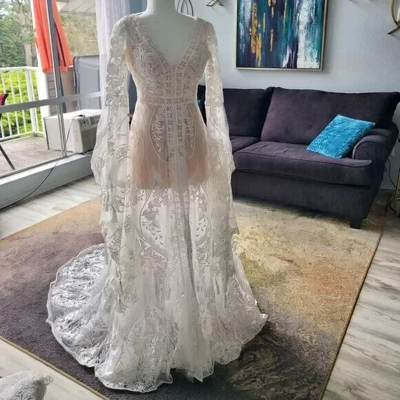 Boho Mermaid A-LIne Wedding Dress with Long Bell Sleeves V Neck and Beading