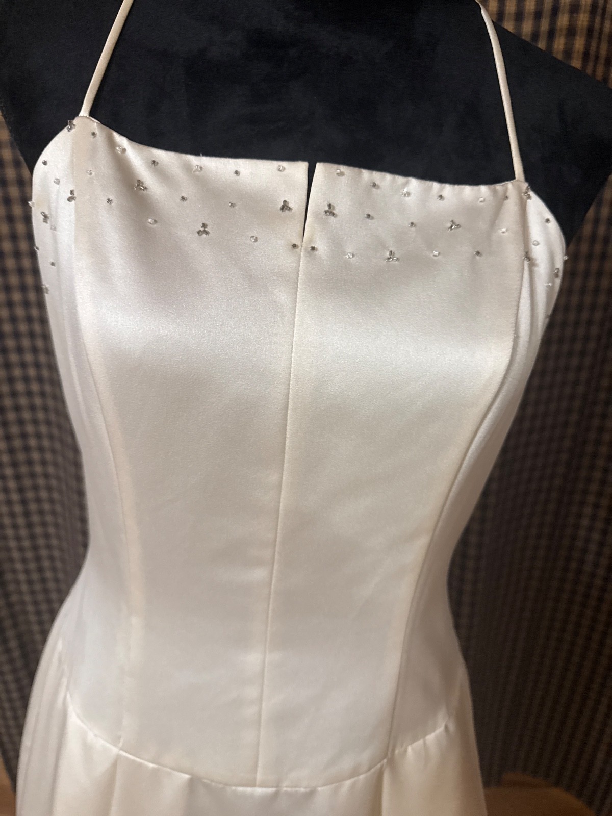 NWT Ivory Satin Square Neck Drop Waist Wedding Gown Gown With Pleats & Pockets