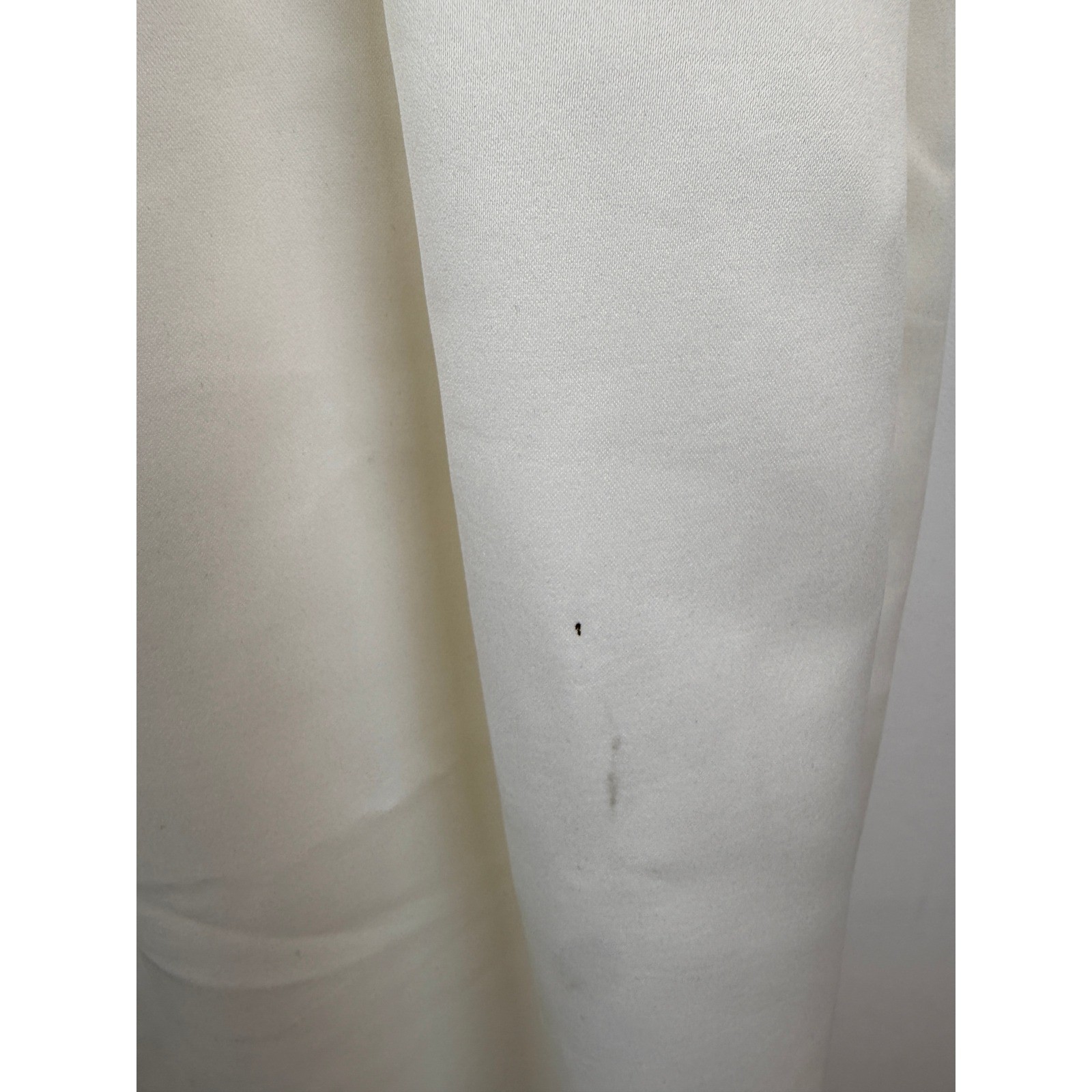 Venus Informals Ivory Satin V-Neck Bridal Gown Wedding Dress Size 2 6236-119