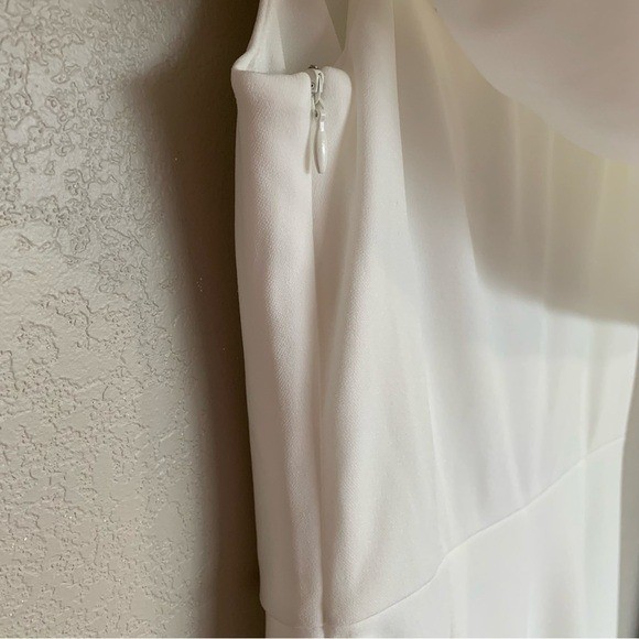 Lulus Small Exceptional Romance White Off-The-Shoulder Mermaid Wedding Dress NWT