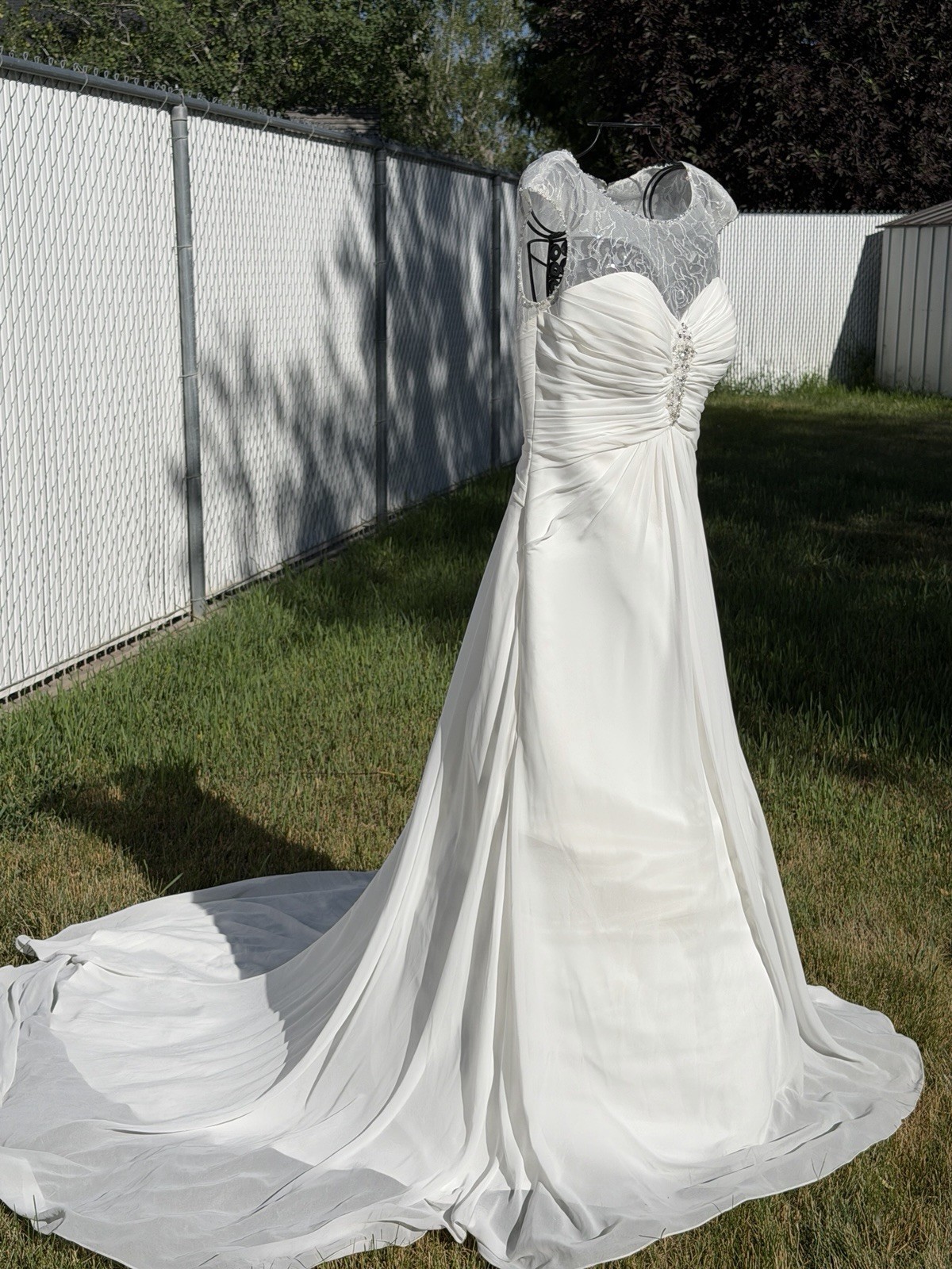 Symphony Bridal Dress 50014 Off White Size 14, Hoop, Veil & Undergarment Corset