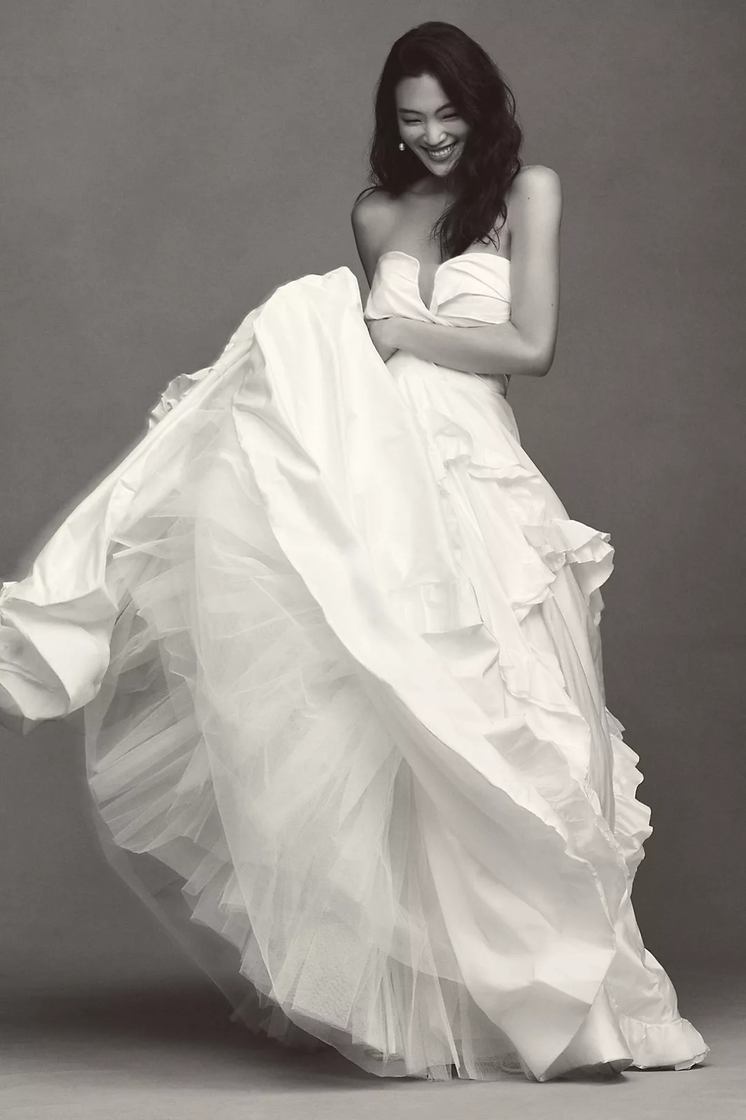 Ouma Alix Wedding Dress Size 6 NWT Taffeta Ruffle Long Train