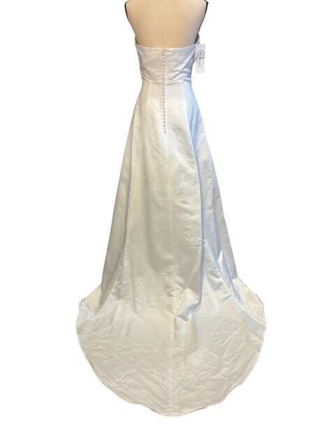 Venus White Embellished Satin Wedding Gown Size 8 $699