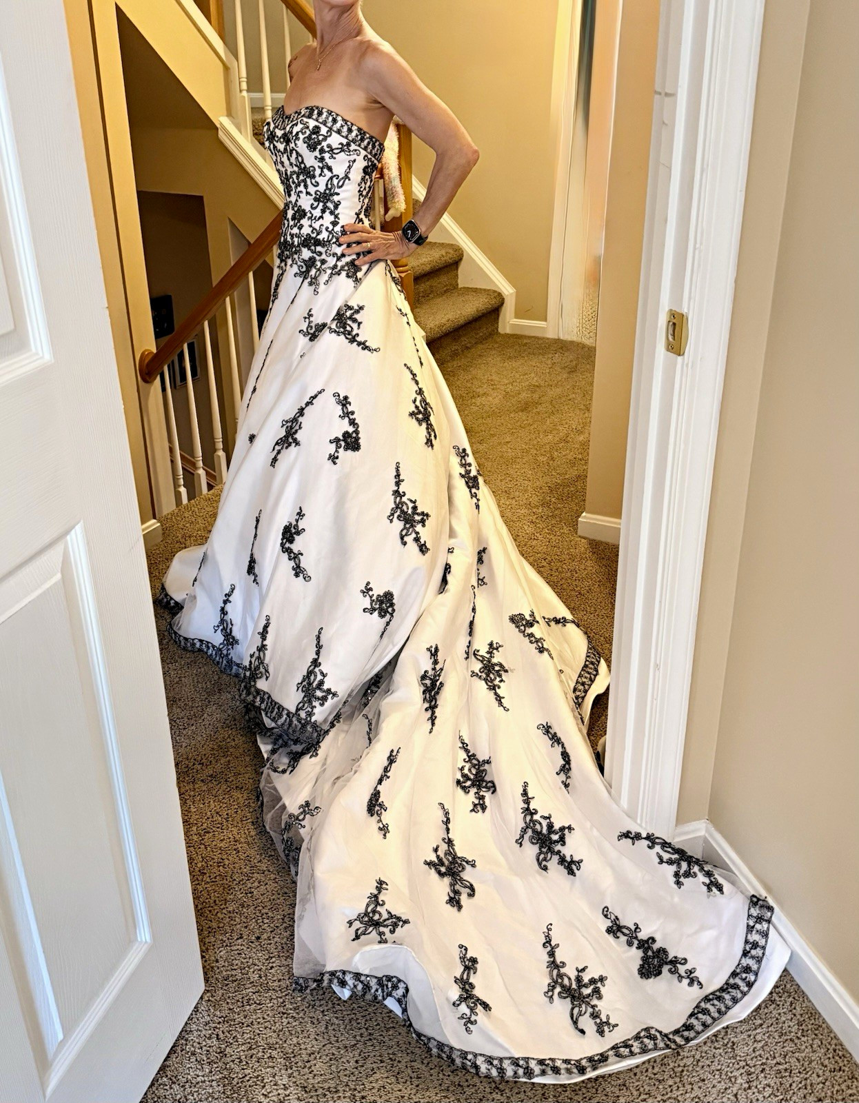 Alfred Angelo Strapless Wedding Gown White Black Embroidered Lace Train Size 4