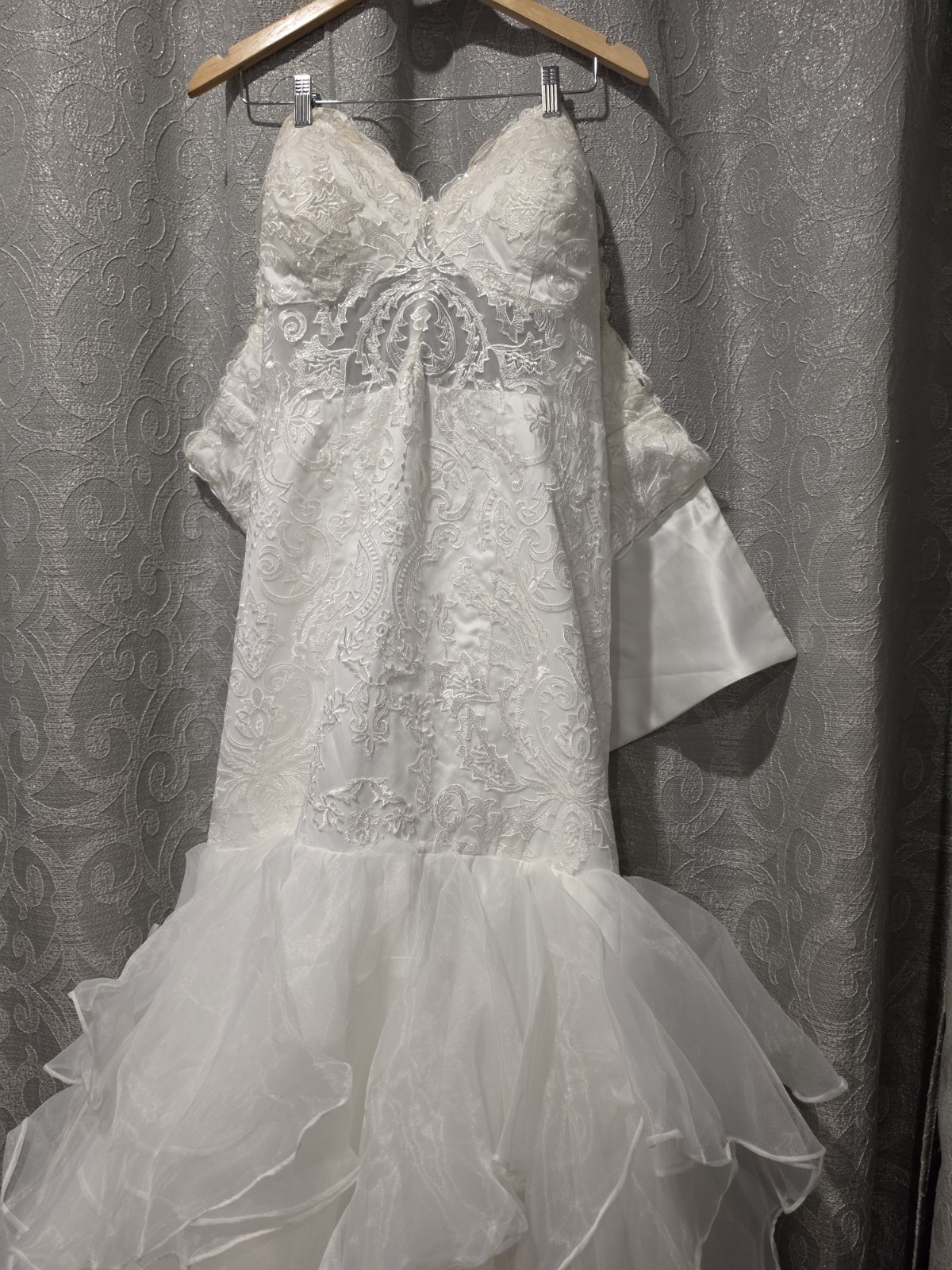White Lace & Embroidery Sweetheart Corset Mermaid Train Dress Plus Size 18