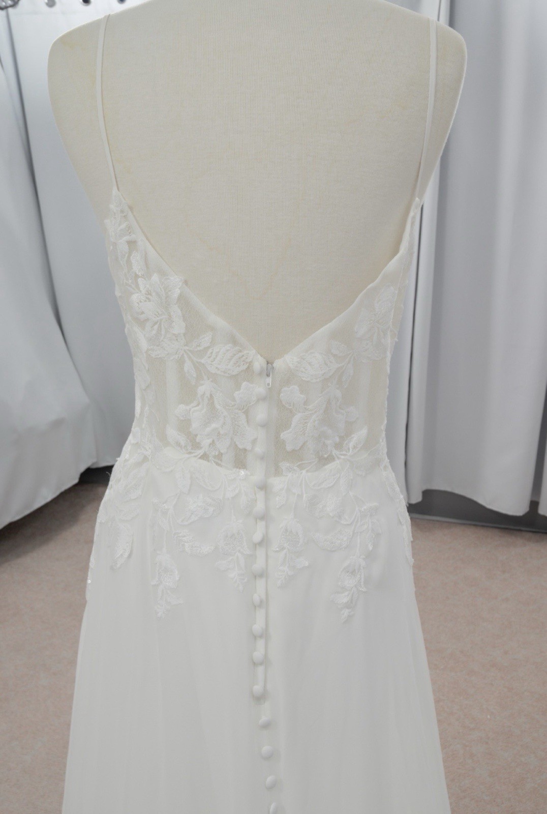 Oxford Street PA1348 Size 12- Lace Sleeveless Sheath Wedding Dress with Train