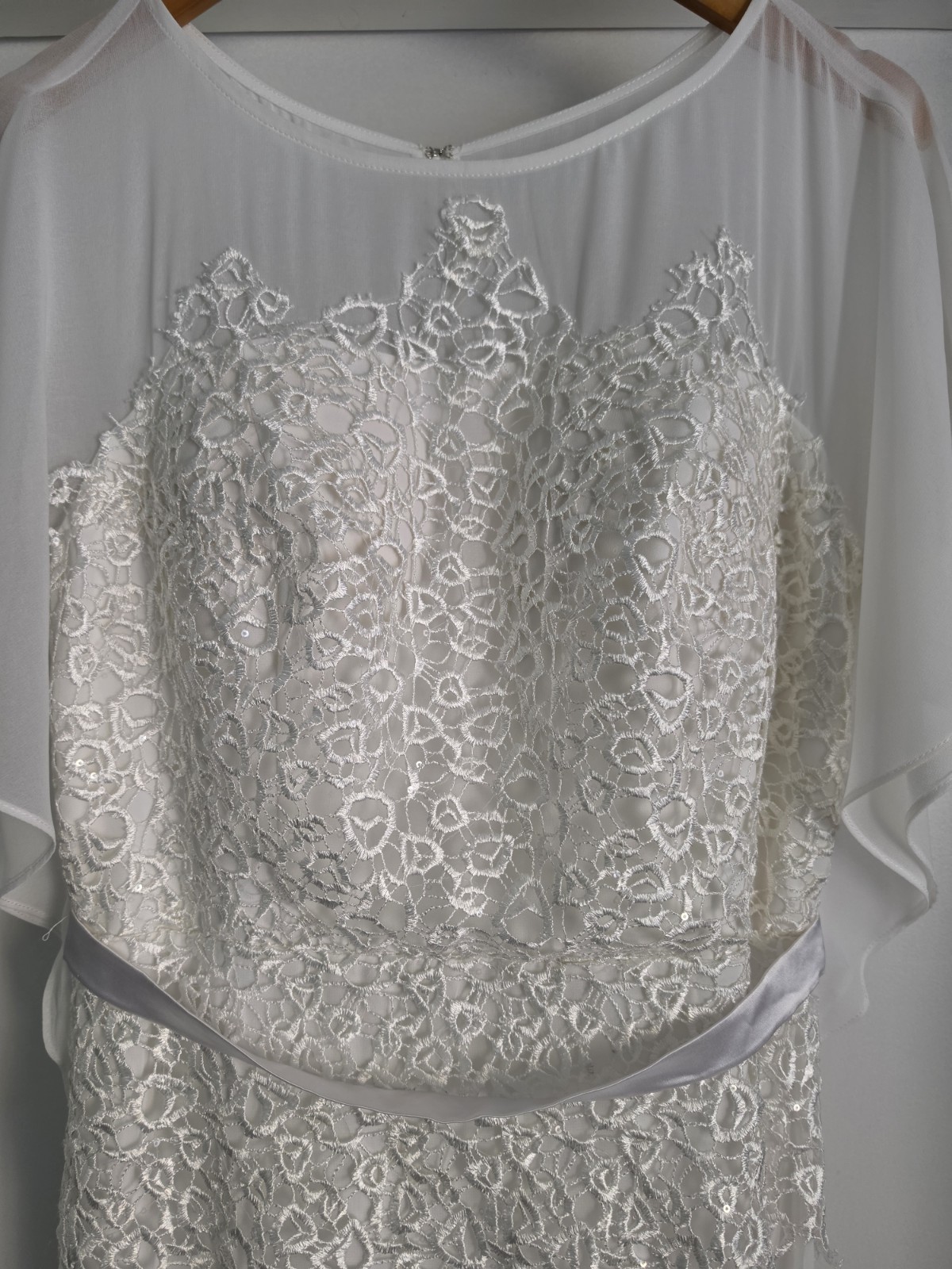 Ever Pretty Flutter Sleeve Full Length Lined Wedding Dress Size 12 Lace Detail