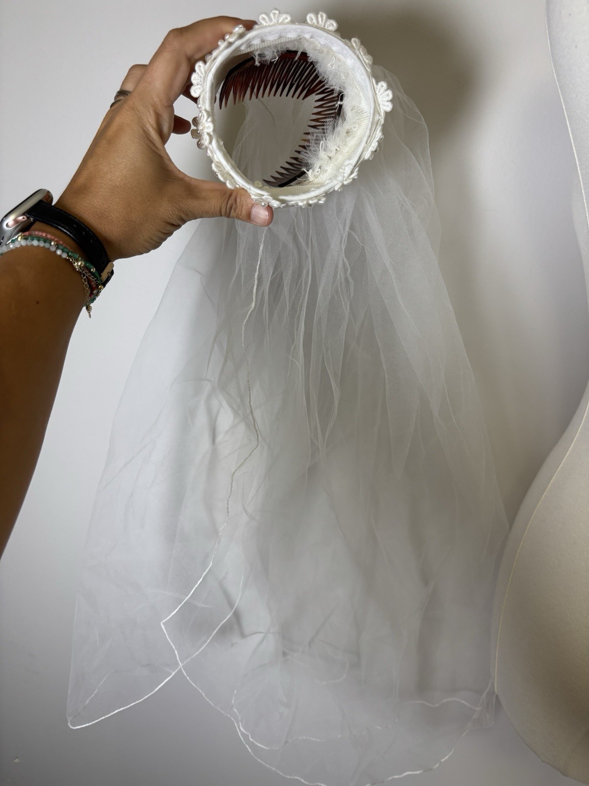 vintage Gloria Vanderbilt A-line wedding dress Size 10 Women’s With Veil