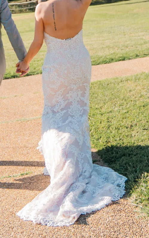 Essence of Australia Ivory Wedding Dress Gown size 8/10