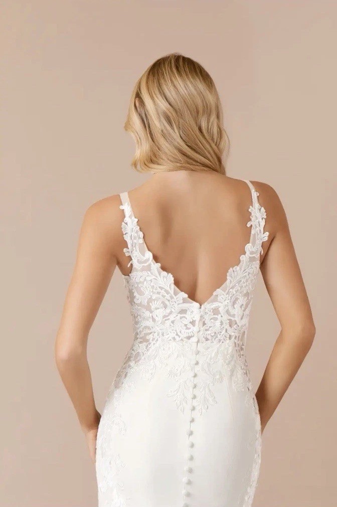 Azazie Estephanie Wedding Dress White Mermaid Lace Custom Size NWT Bridal C/m