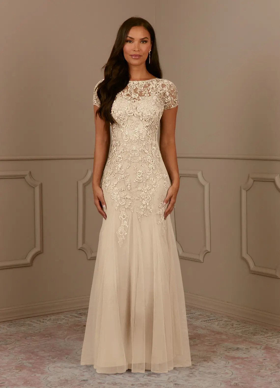 NEW – Champagne Mermaid Scoop Sequins Tulle Dress – Size 12