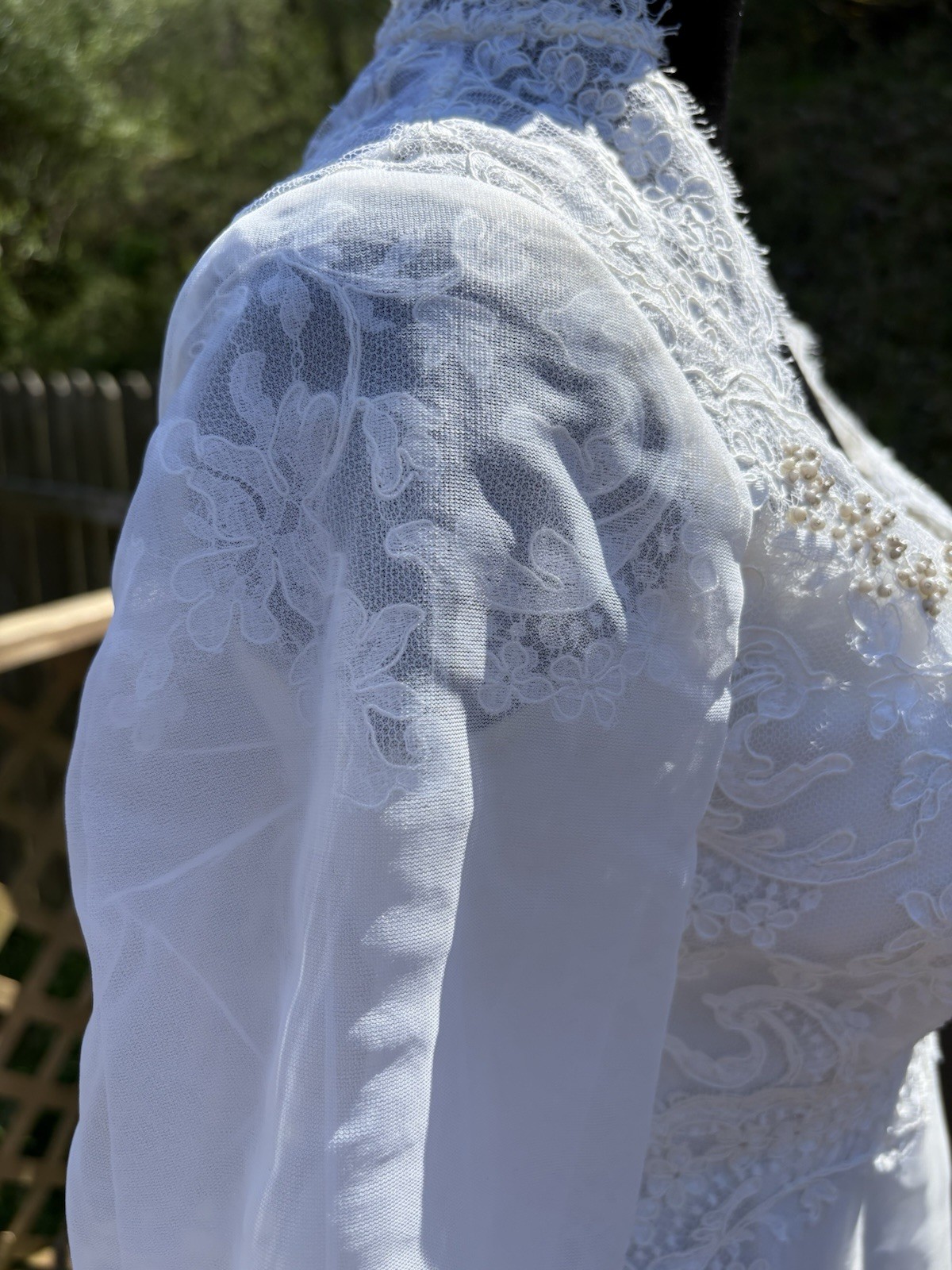 Union Made Vintage Wedding Bridal Gown Chiffon Ivory Lace Floral Unique Sleeves