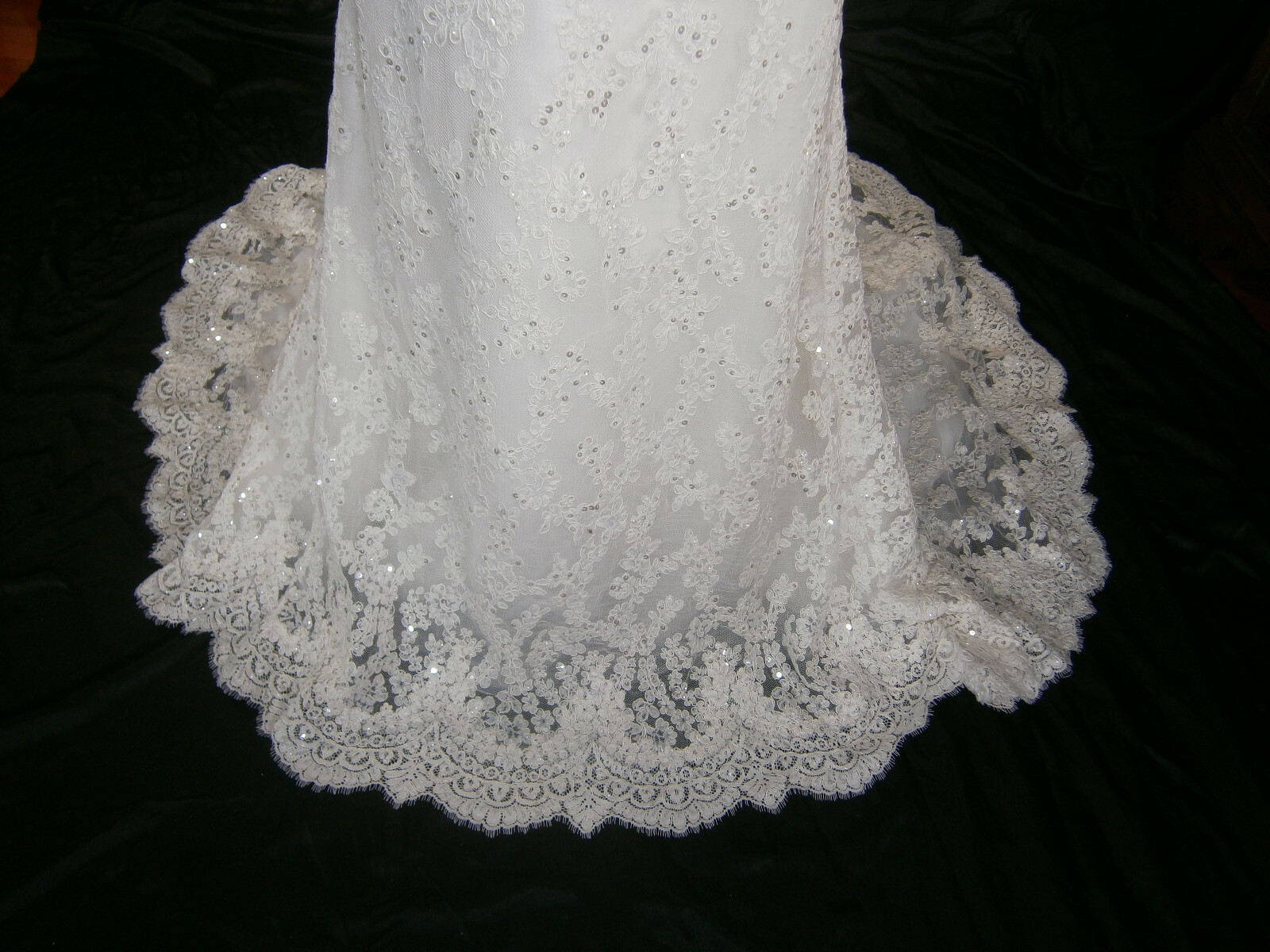 San Patrick Haliza Mermaid Wedding Dress 8 10 12 Off-White Lace Sash $1,608